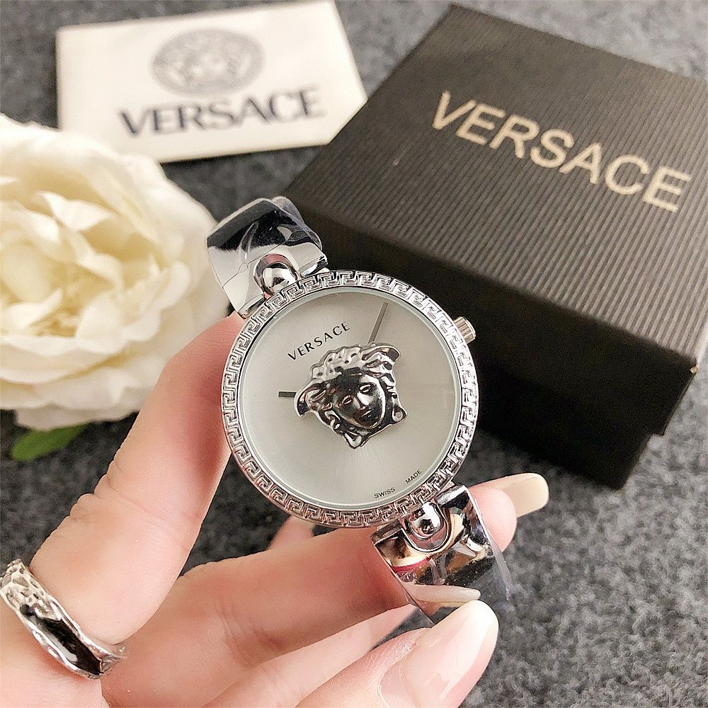 Дамски луксозен ръчен часовник Versace