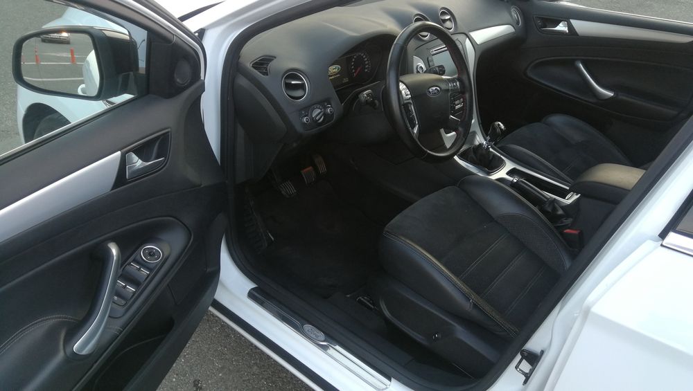 Schimb Mondeo Mk4 2011 ofer diferență la ceva mai noul