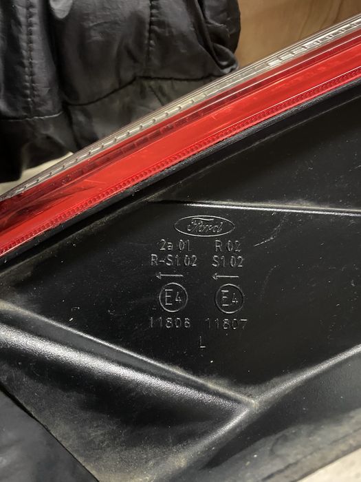 Stopuri Stanga-Dreapta Ford Focus 2 Facelift