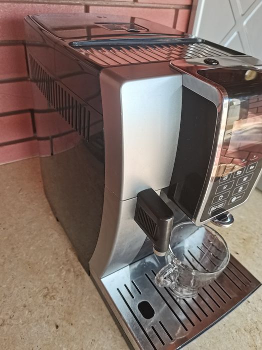 Aparat de cafea DeLonghi