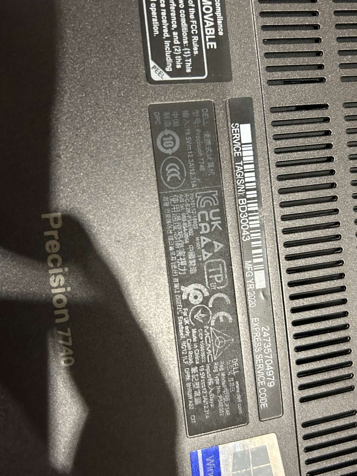 Лаптоп Dell Precision 7740