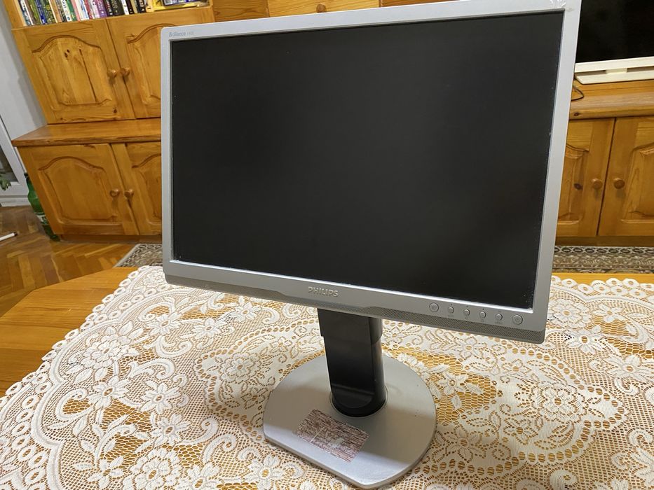 Монитор Philips, 19 инча, модел Brilliance 190B