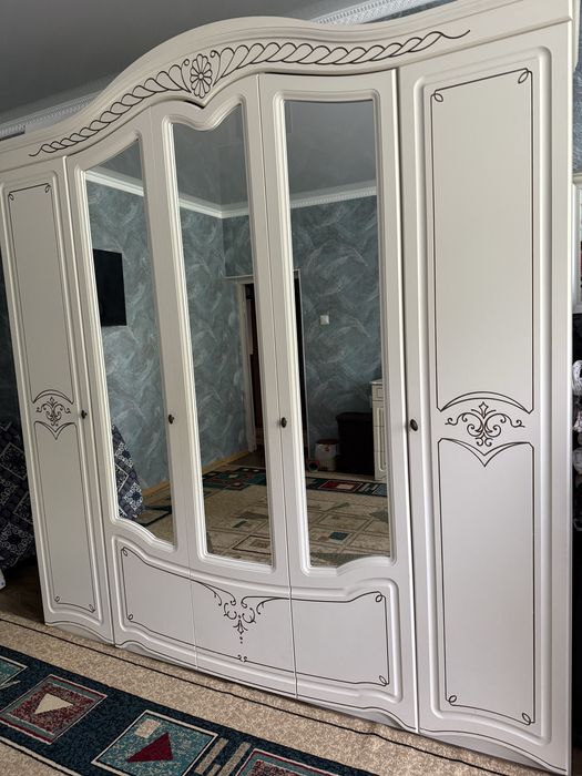 Мебель для спалтни Гарнитура