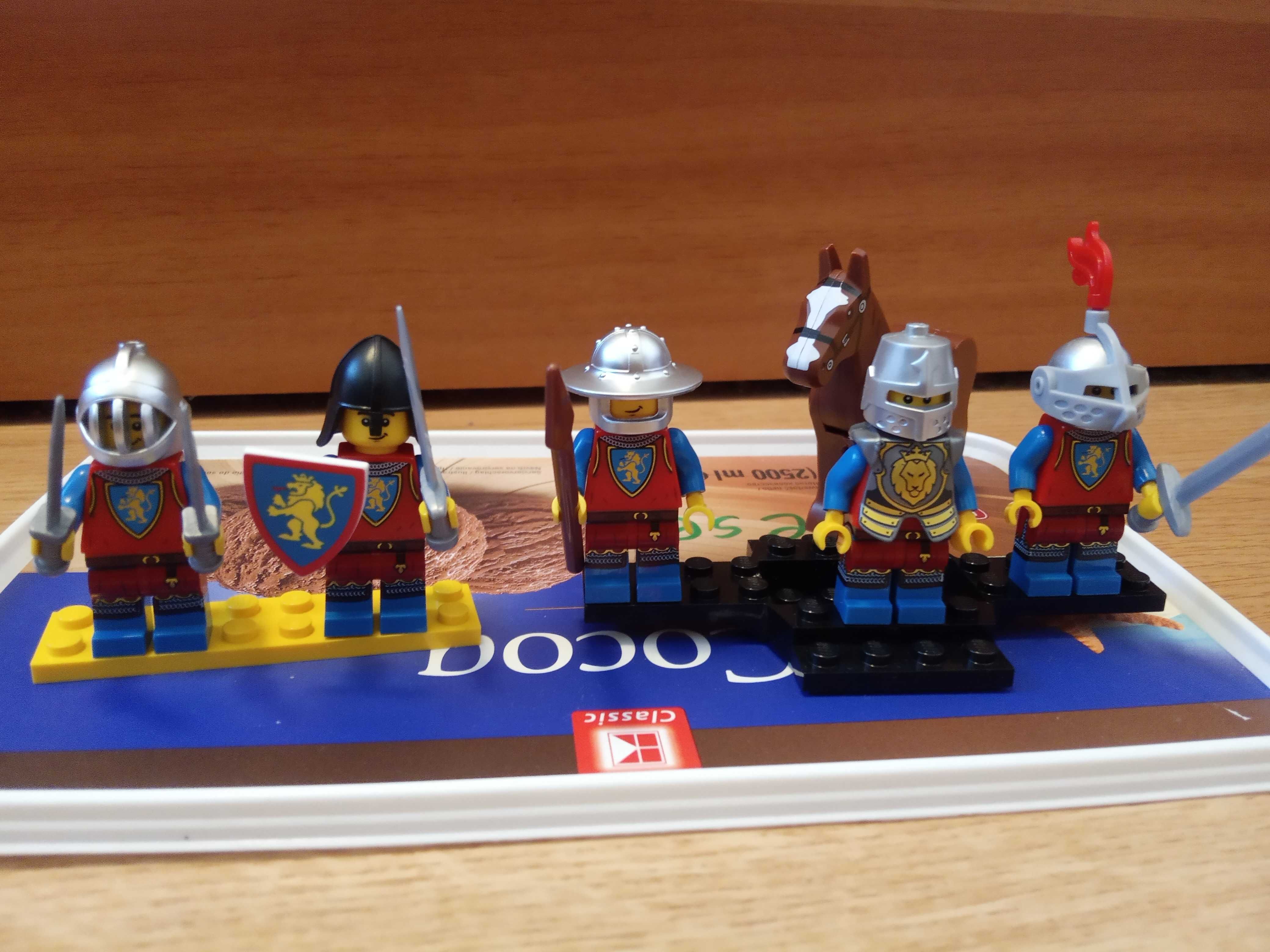 Cavaleri Lego Lion knights si black falcons