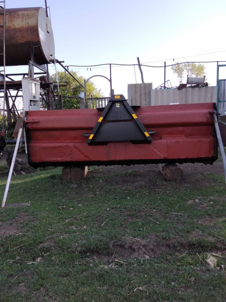 Отвал бульдозерный