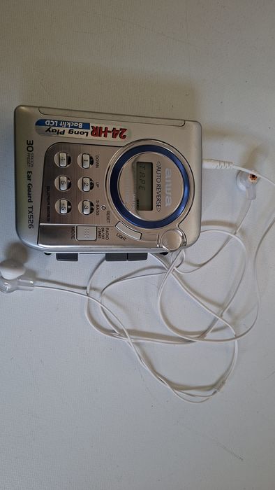 Walkman Aiwa model TX526