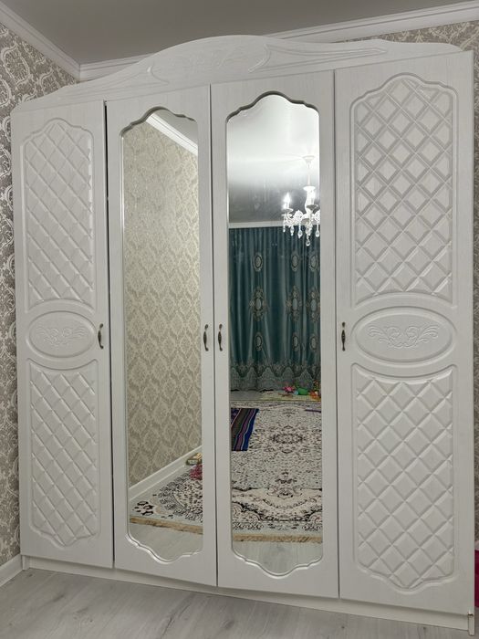 Шкаф в хорошем состоянии