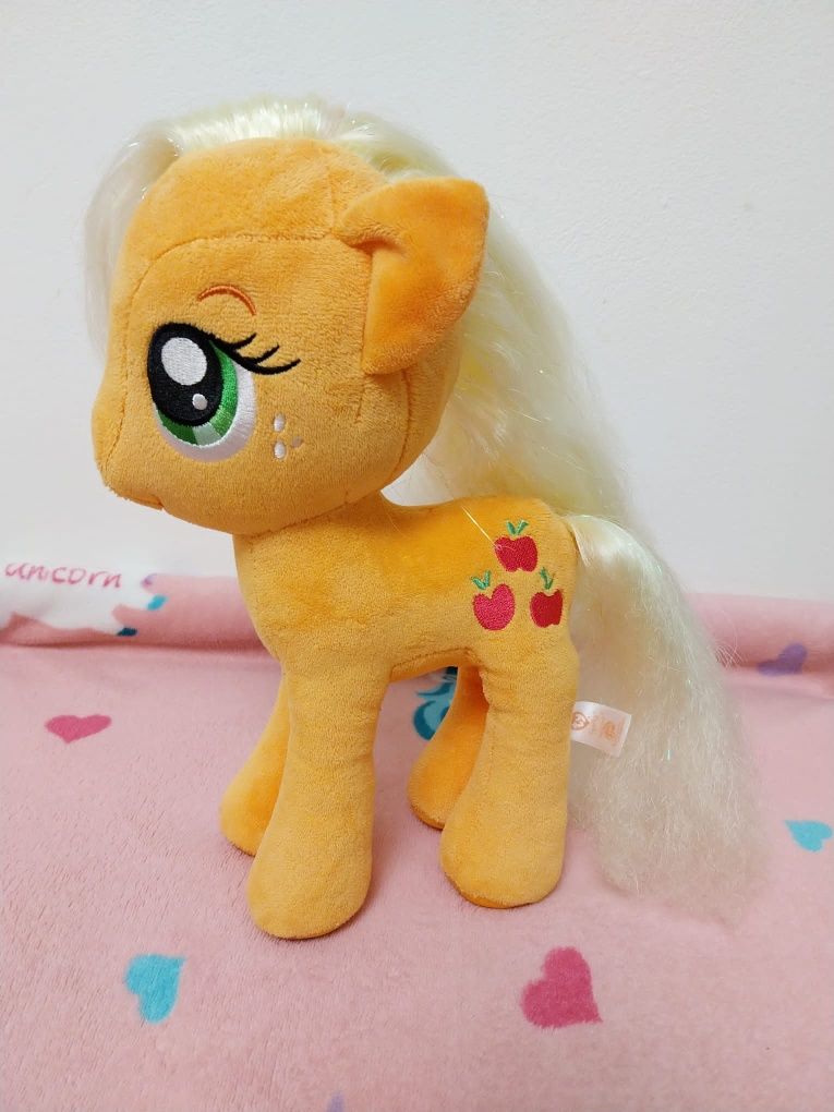 Pluș Apple Jack 26 cm -TOYS