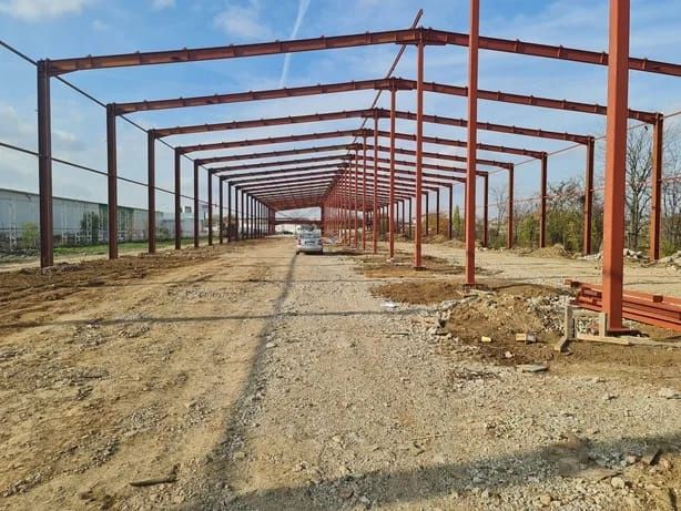 Structuri si hale metalice complete