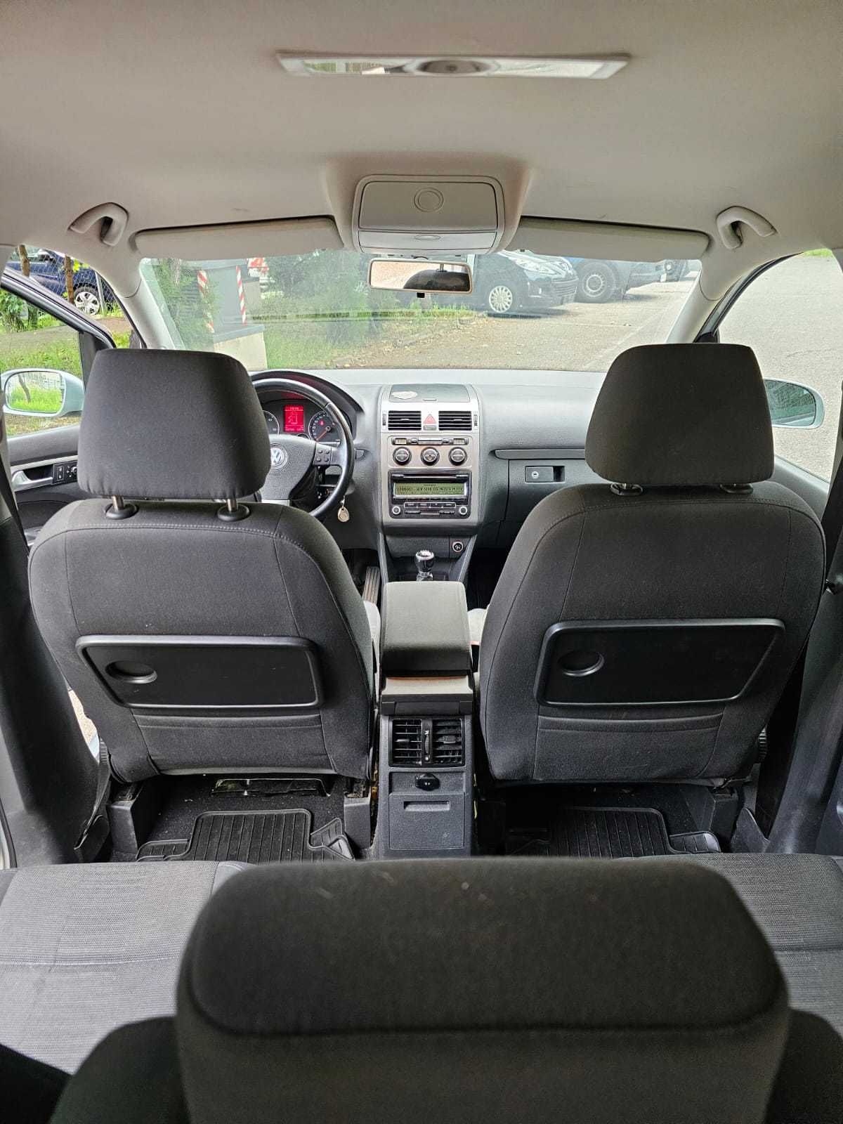 Vând WV Touran 1.9 tdi an 2009