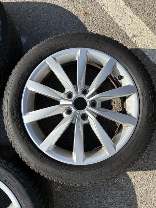 Jante Roti VW 17 inch 5x112 anvelope iarna Michelin
