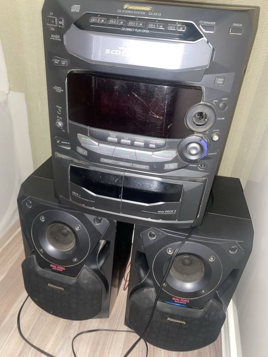 Музыкальный центр