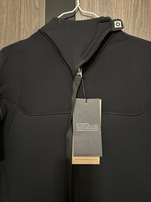 Неопренов костюм