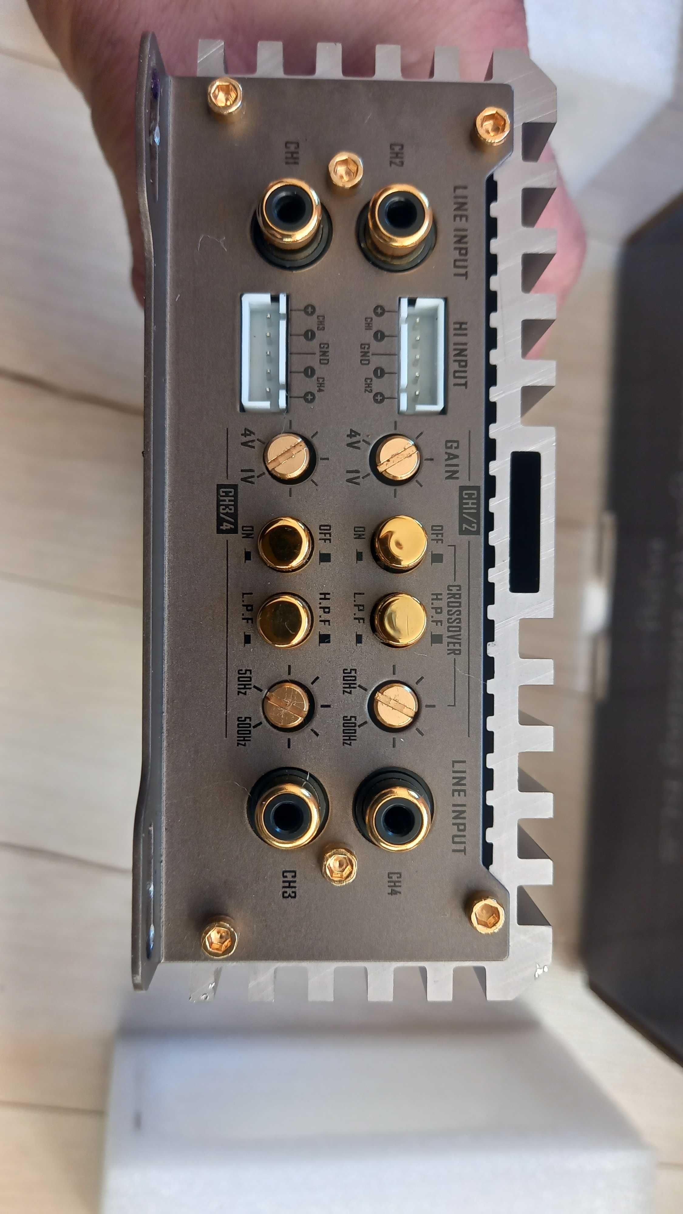 Усилвател DlsCCi4 и DlsCCi2  (Pioneer  Hertz Alpine)