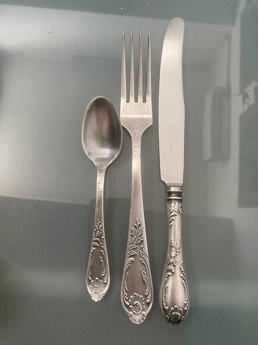 Tacamuri vintage argintate