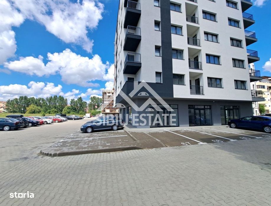 Apartament Sibiu 4 camere, 2 bai NOU lift si parcare