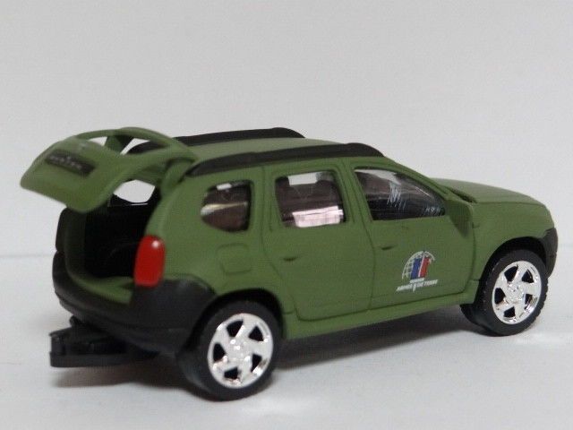 Dacia Duster - Militara - Norev - 1/64 - noua - in cutie