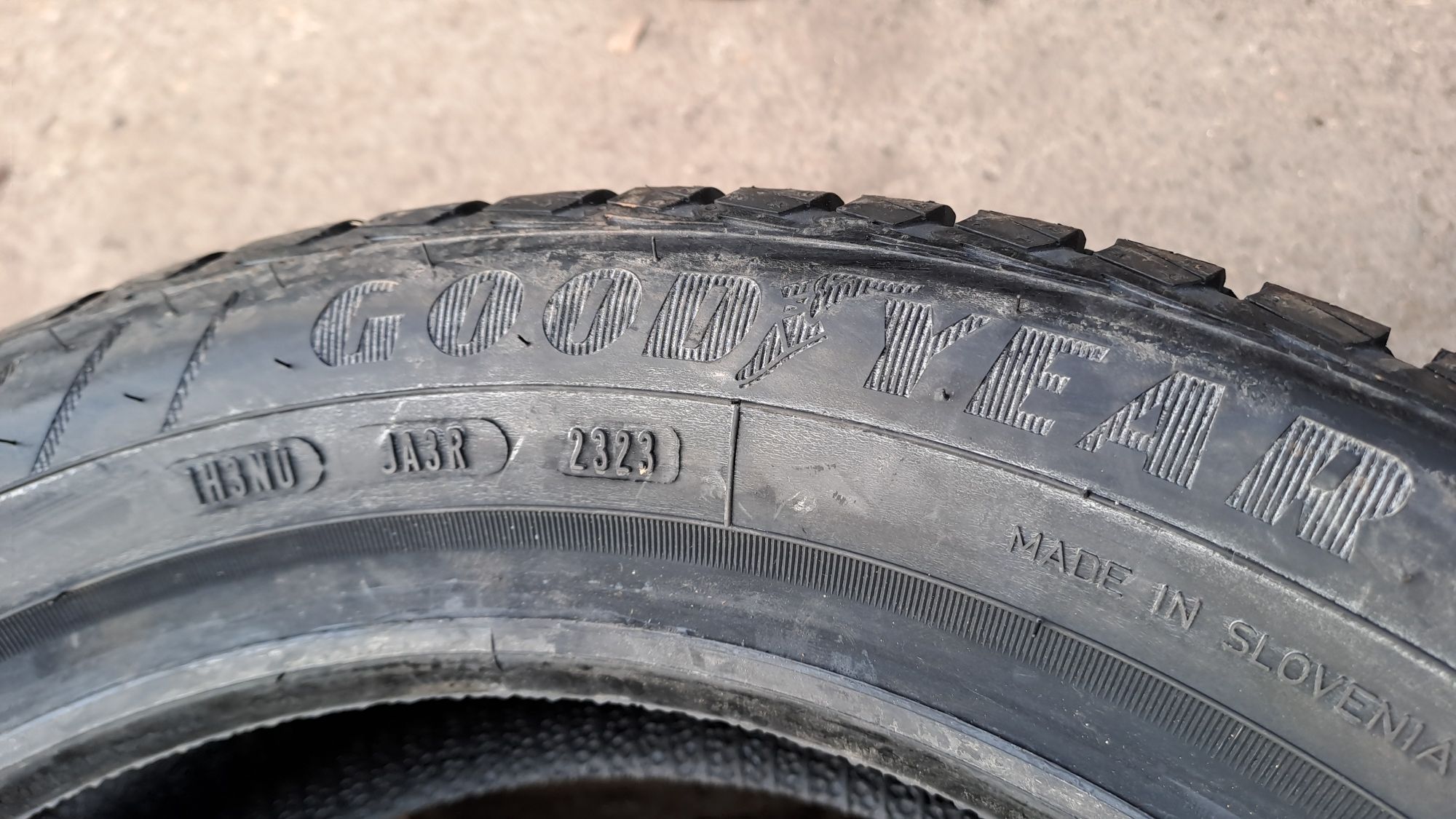 2бр. Нови Всесезонни 165/60/15 Goodyear Vector 4 Seasons Gen 2
