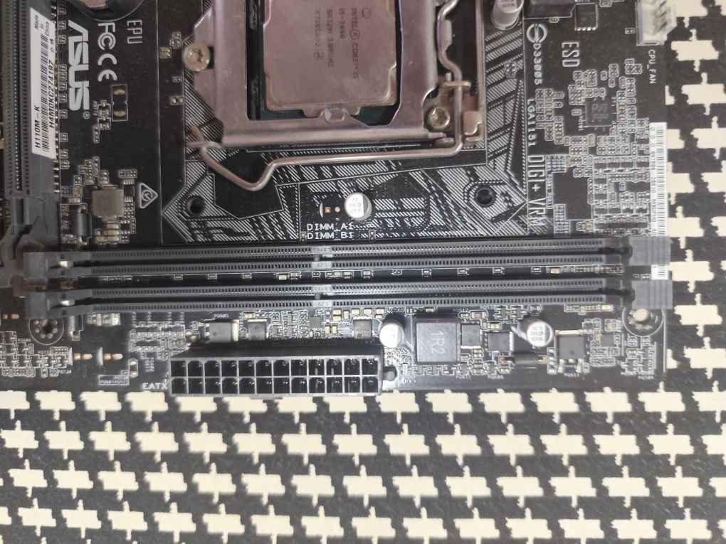 Дънна платка asus h110m-k + i5 7400 процесор