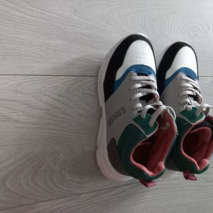 Adidași copii mărimea 33