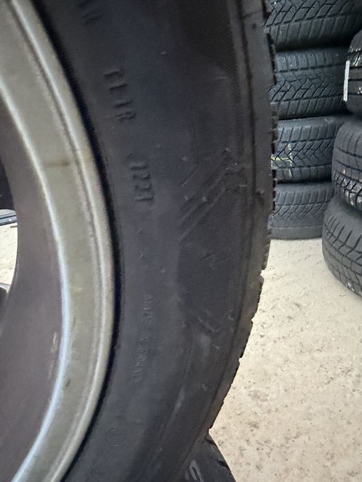 Jante aliaj 17” originale VW Passat + cauciucuri iarnă 215/55 R17
