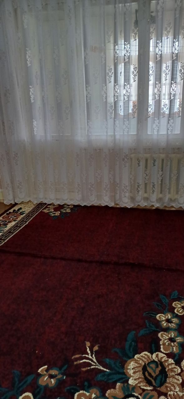 4-мактаб олдида 2 хоналик квартира ижарага берилади