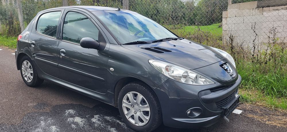 Peugeot 206+ 2012 1.2benz 80000km