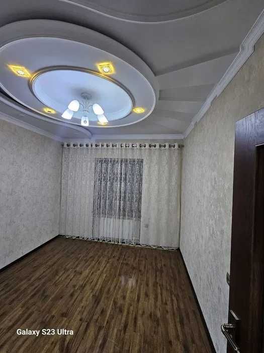 Продается 3х комнатная квартира, Район Сергели 7, метро 3 я рядом