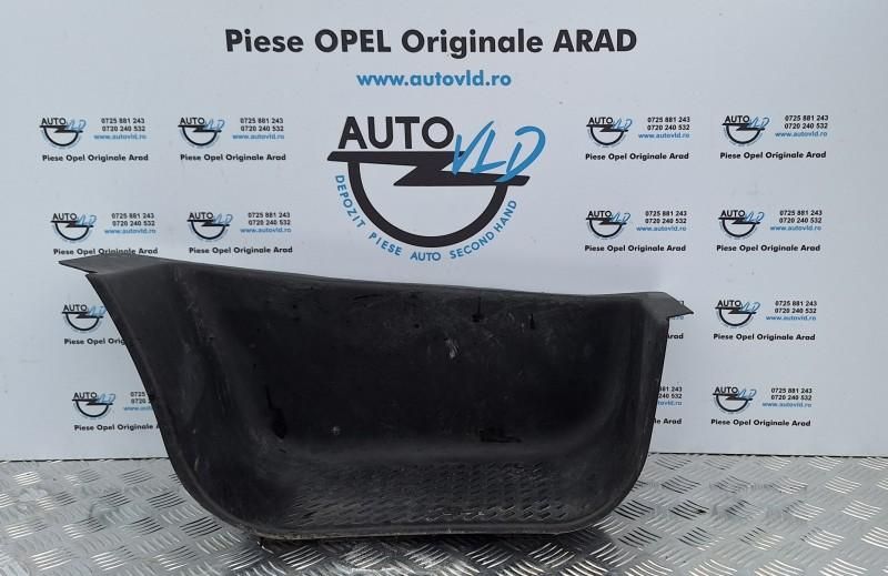 Scara treapta dreapta fata Renault Master