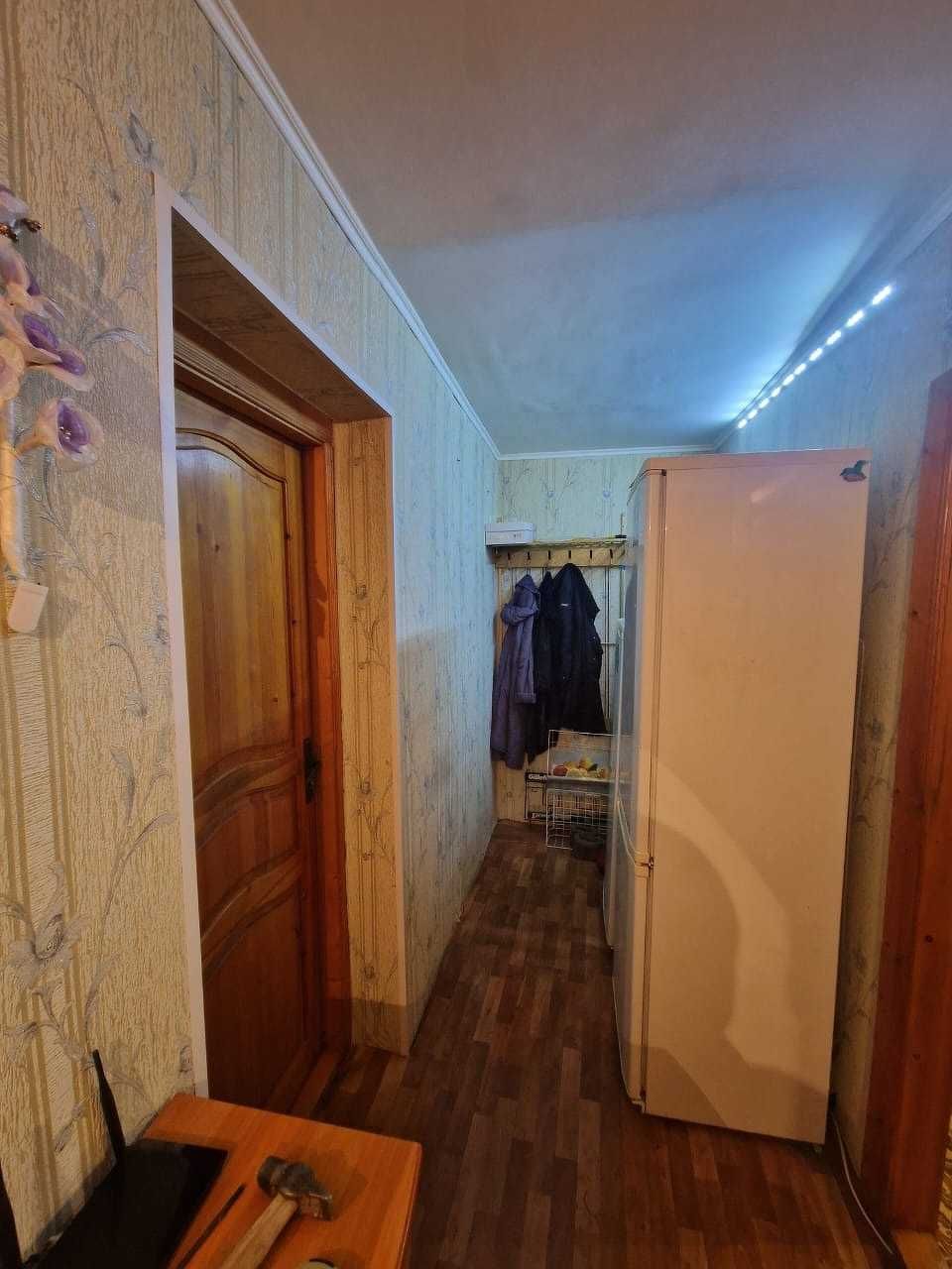 Продам 2-х комн.квартиру на 8 мкр