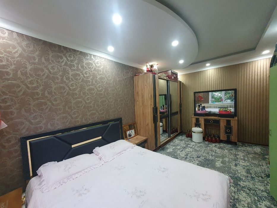 Юнусабад 11 квартал 4 комнатная