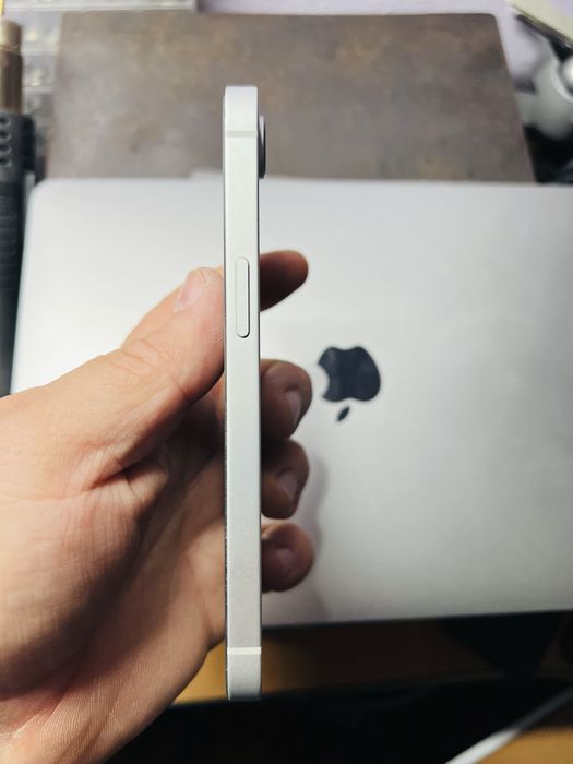 Iphone 16e white 128 gb Nou 100% Garantie