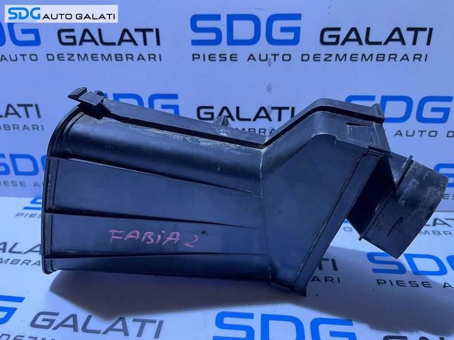 Difuzor Deflector Captare Aer Skoda Roomster 2006 - 2010 Cod 5J0805971B