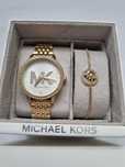 Оригинален MICHAEL KORS MK1051SET комплект часовник с гривна