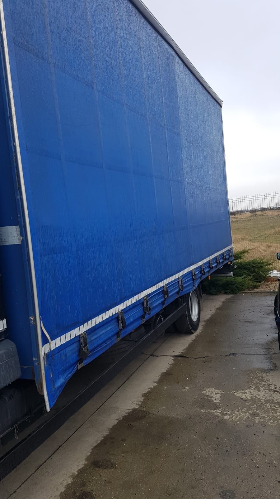 Vand camioneta MANTGL 8.220 EEV sau schimb cu microbuz transport marfa