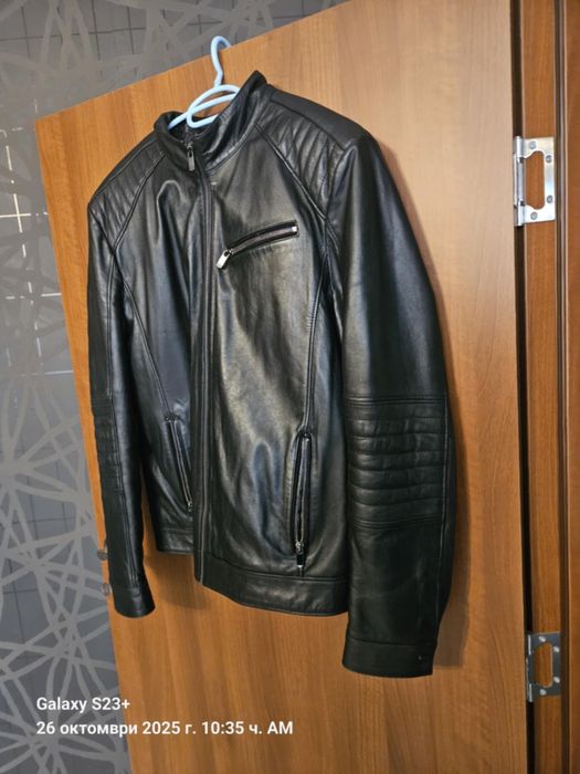 Продавам кожено яке
