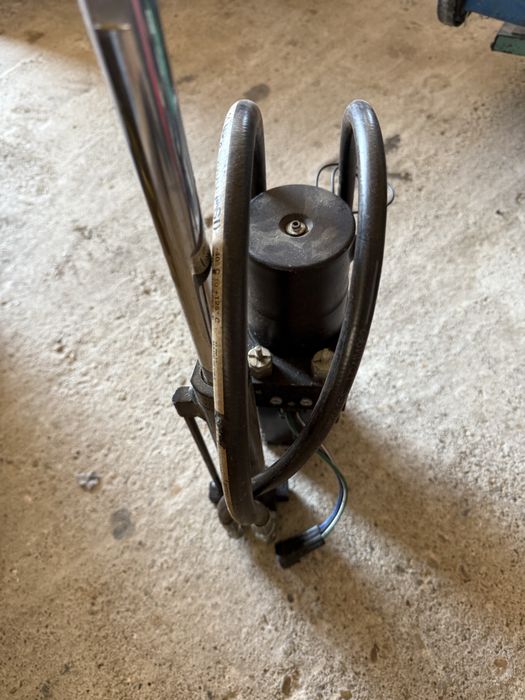 Pompa hidraulica 24 volti cu piston