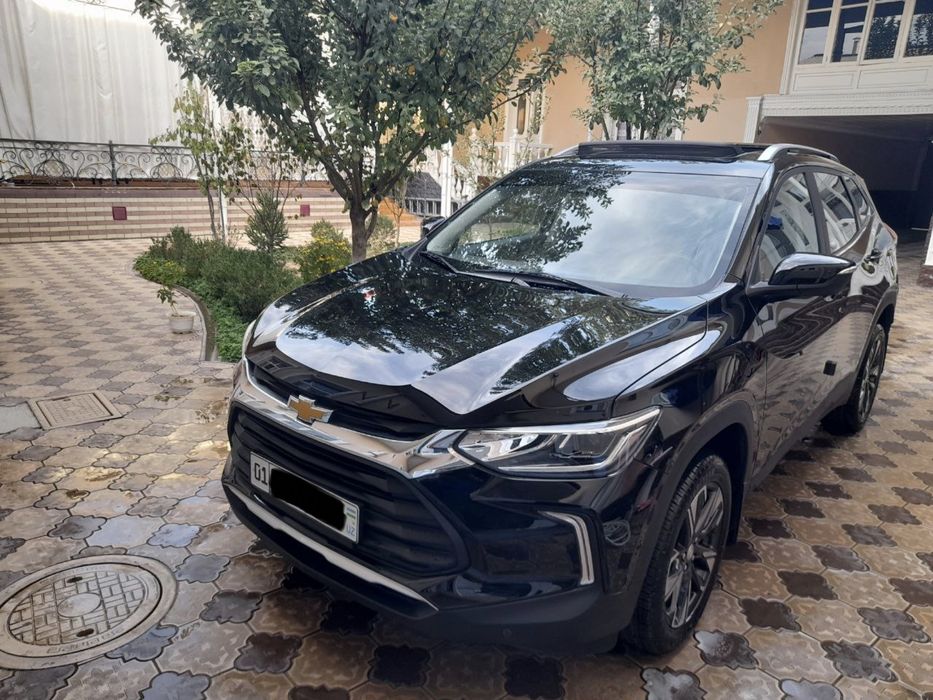 Treker 2 2022 Premier Full Avtomat karobka srochna sotiladi