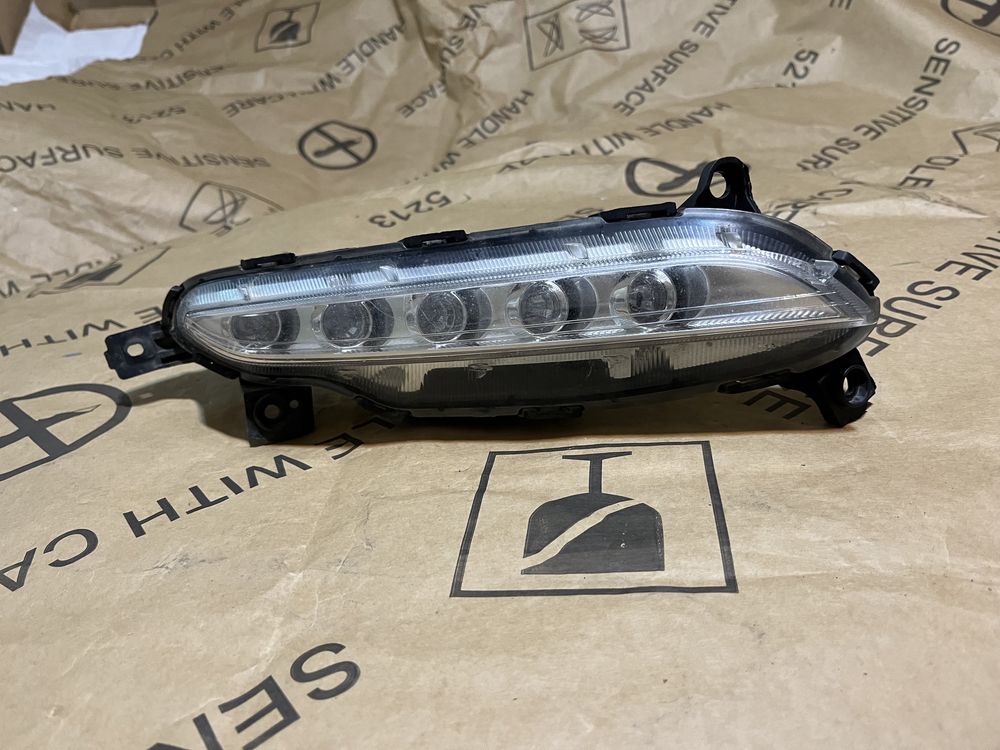 Proiector dreapta DRL LED Hyundai Tucson 2015/2016/2017/2018