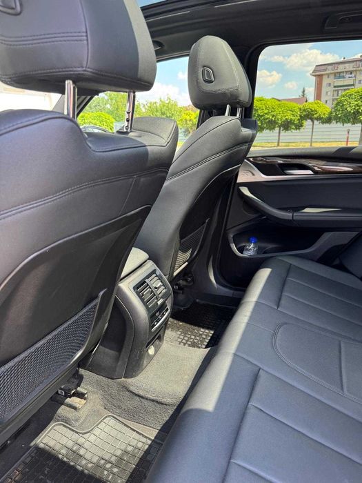 BMW X3 3.0i Benzina, X-drive 252 CP, motor 2.0 L.  56000km