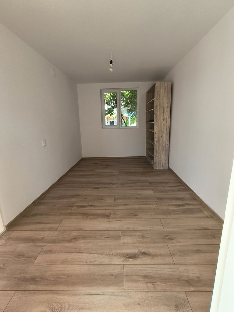Продава се Къща в с. Тръстеник, Област Русе - 103 кв.м за 678 €/кв.м - Снимка #7