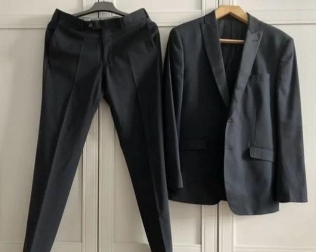 Костюм мужской классический