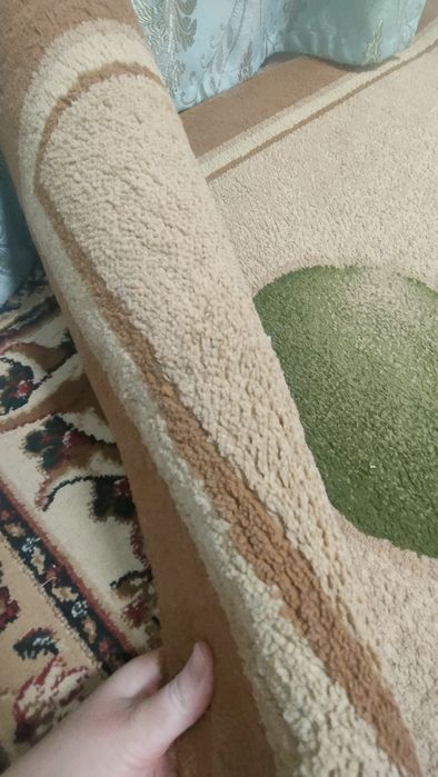 Продам ковер срочна