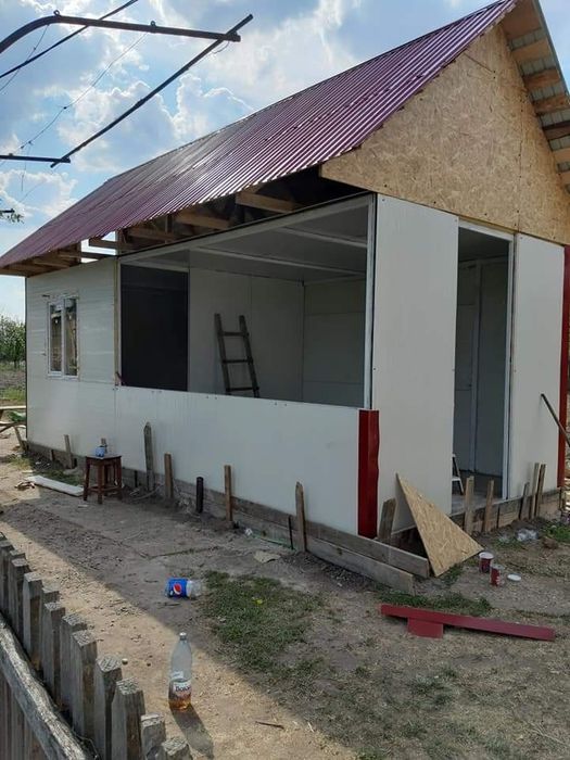 Vand container birou din panou izolat la orice mărime