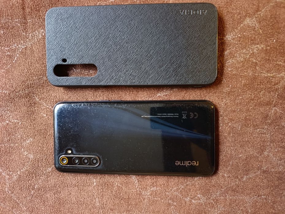 Realmi 6S запазен