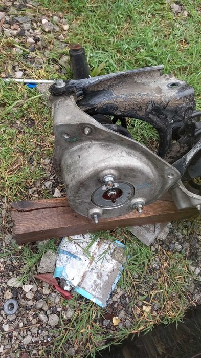 Макферсон за Пежо 407