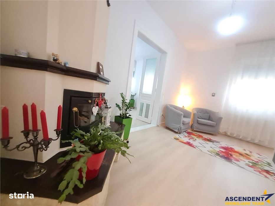 Casa, pe locatie centrala, imbinare apreciabila intre traditional si c