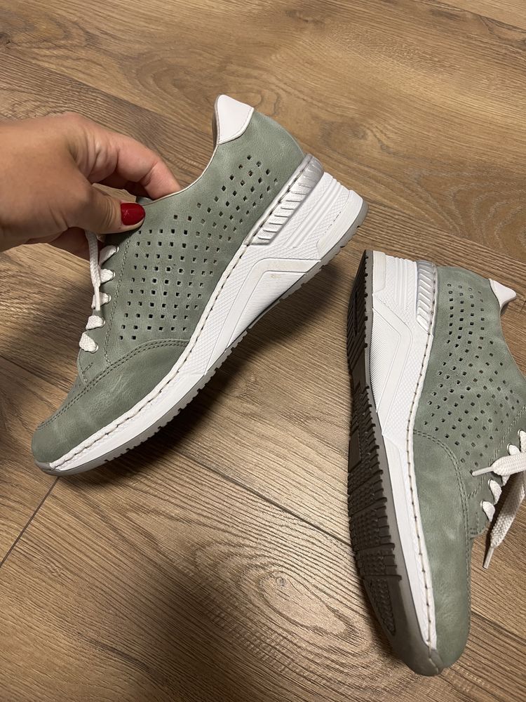 Sneakersi Rieker noi marime 41