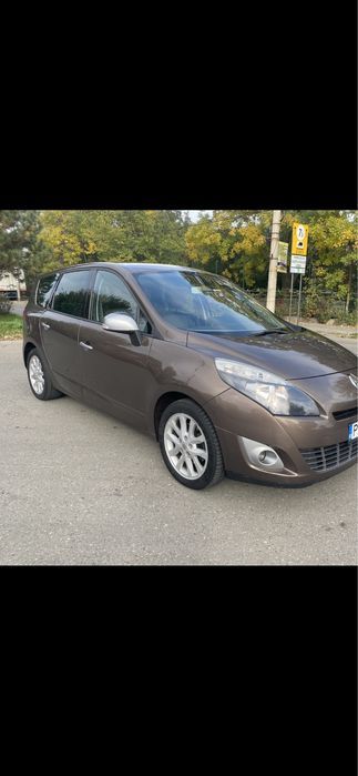 Dezmembrari Renault Grand Scenic 3 1.5-2.0 dci 2009-2013