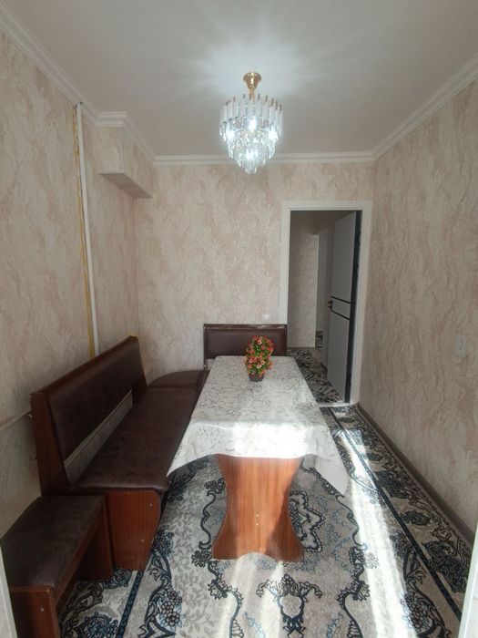 2 хонали уй сотилади микрорайонда 3 этаж